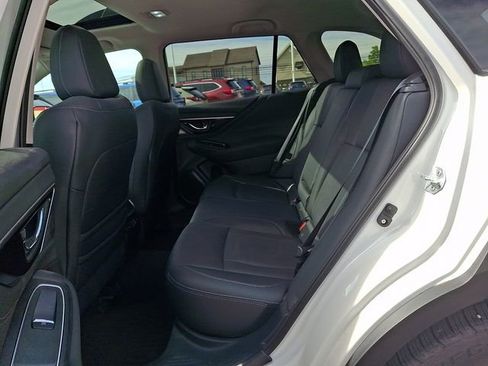 Used 2023 Subaru Outback Limited XT AWD/4WD image 11
