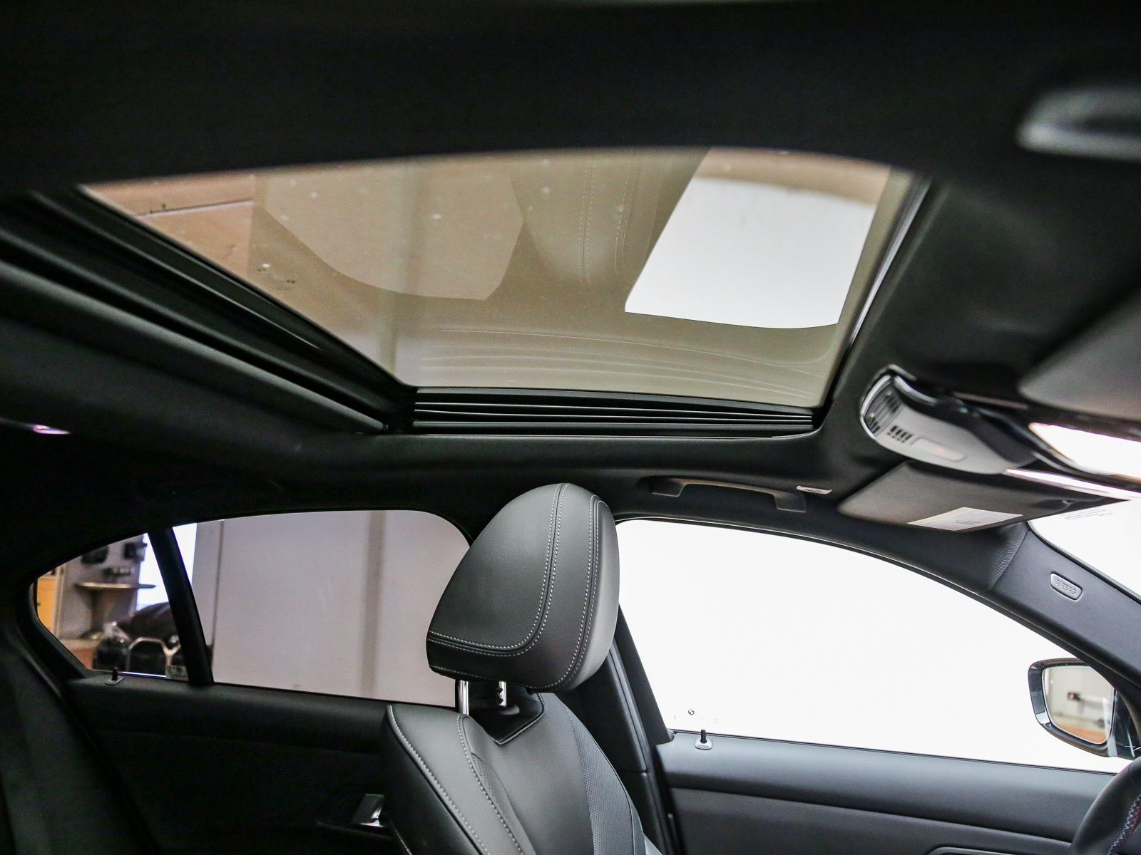 Used 2026 BMW M340i RWD image 18