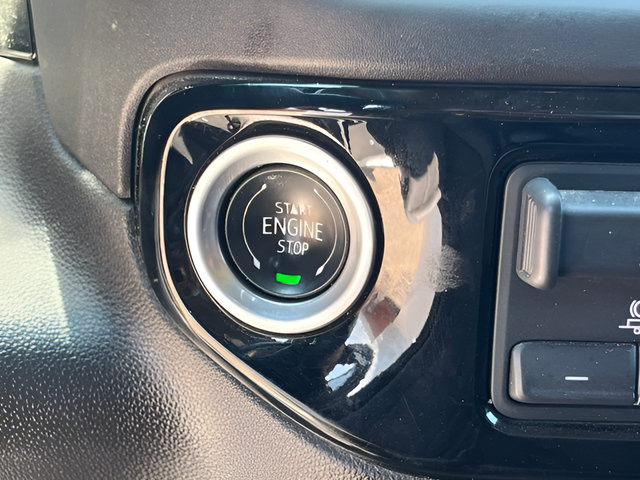 Used 2025 Chevrolet Silverado 1500 LT RWD image 22