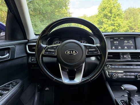 Used 2019 Kia Optima S w/ S Panoramic Sunroof Package FWD image 12