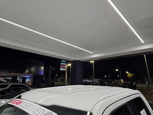 Used 2016 Ford F150 XLT w/ Trailer Tow Package image 13