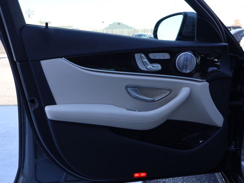 Certified 2020 Mercedes-Benz E 350 Sedan image 10