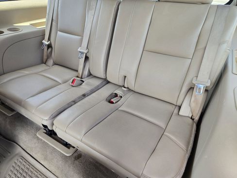 Used 2013 GMC Yukon XL SLT RWD image 28
