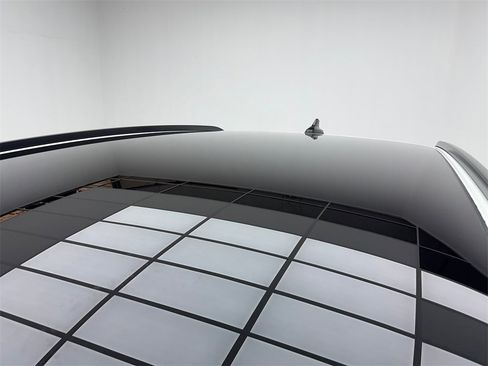 Used 2025 Volkswagen ID.4 Pro S image 13