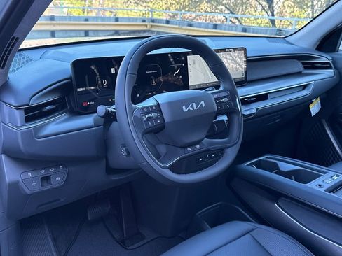 New 2026 Kia EV9 Wind image 21