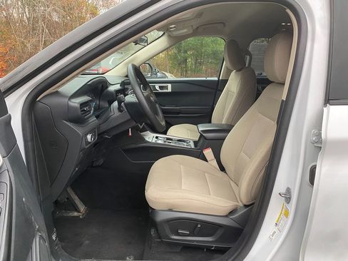 Used 2021 Ford Explorer 4WD image 12
