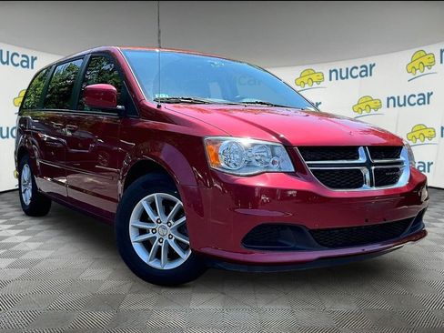 Used 2015 Dodge Grand Caravan SXT FWD image 1