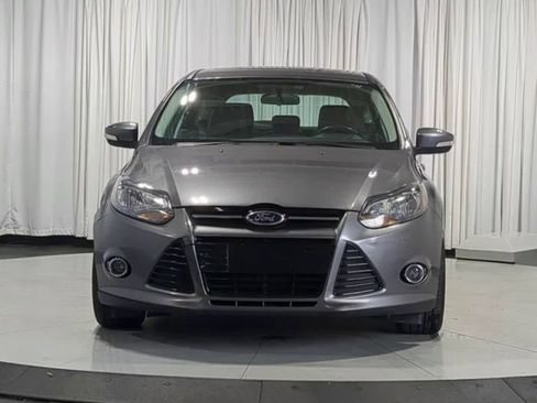 Used 2014 Ford Focus Titanium FWD image 3