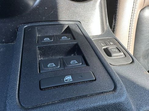 Used 2023 Ford Bronco Wildtrak AWD/4WD image 16