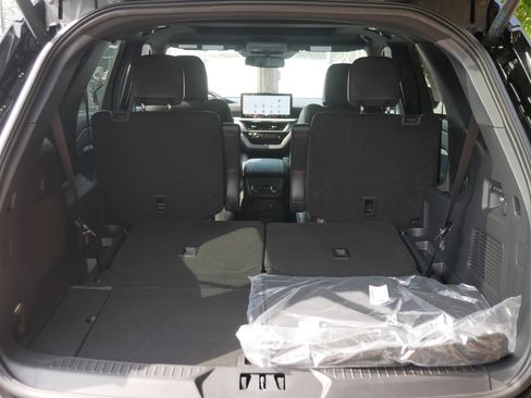 New 2025 Ford Explorer ST w/ Sun And Sound Package image 28