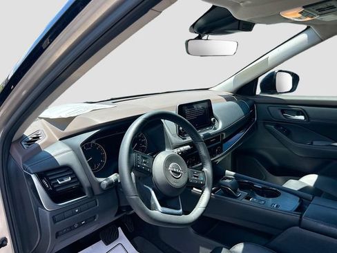 Certified 2023 Nissan Rogue SL FWD image 6
