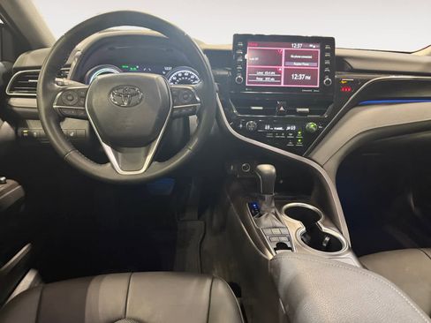 Used 2023 Toyota Camry XLE image 11
