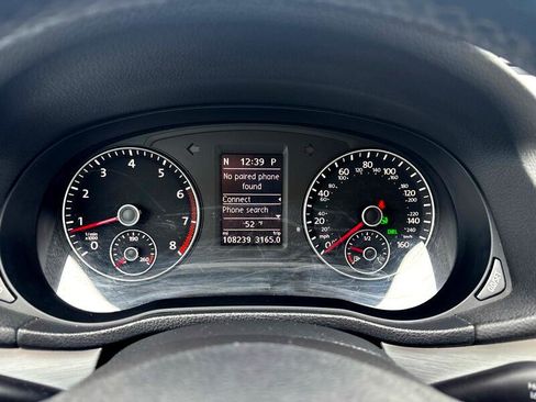 Used 2013 Volkswagen Passat 2.5 SE image 18