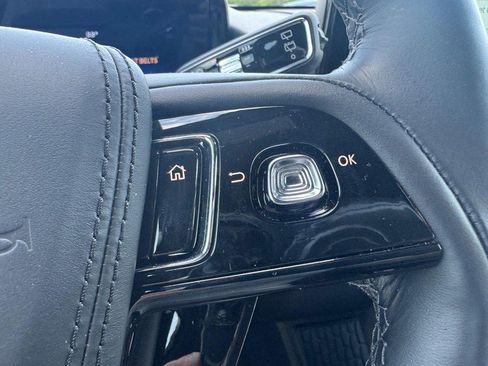 Used 2026 Lincoln Aviator Black Label w/ Dynamic Handling Package AWD/4WD image 19