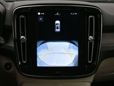 Used 2023 Volvo XC40 B5 Plus w/ Protection Package Premier AWD/4WD image 21