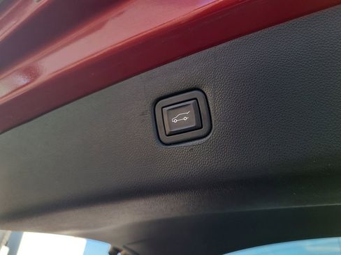 Used 2022 Chevrolet Blazer RS w/ Driver Confidence II Package image 28