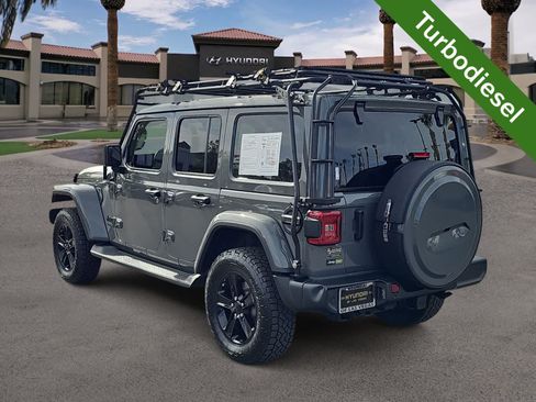 Used 2020 Jeep Wrangler Unlimited Sahara AWD/4WD image 6