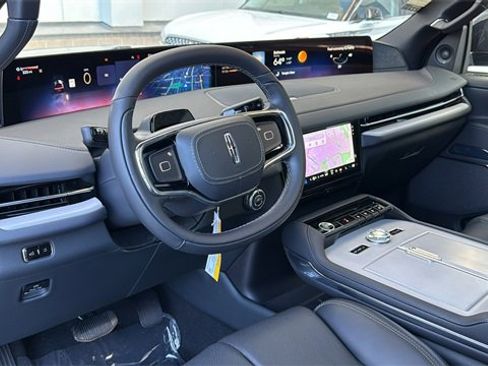 New 2025 Lincoln Navigator Reserve w/ Jet Appearance Package image 22