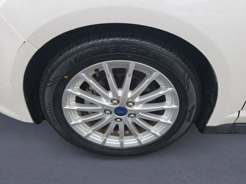 Used 2013 Ford C-MAX SEL image 29