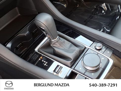 New 2025 MAZDA MAZDA3 s image 19