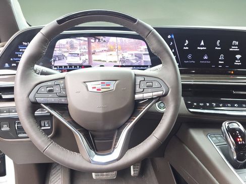 Certified 2022 Cadillac Escalade Sport w/ Touring Package image 30