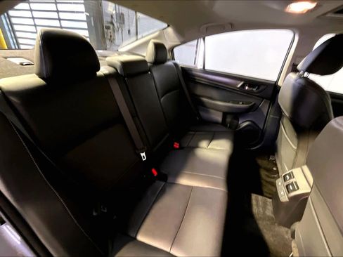 Used 2015 Subaru Legacy 3.6R Limited image 19