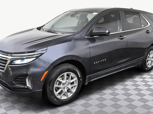 Used 2022 Chevrolet Equinox LT image 4