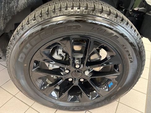 Certified 2023 Jeep Wrangler Unlimited Sahara w/ Cold Weather Group image 8