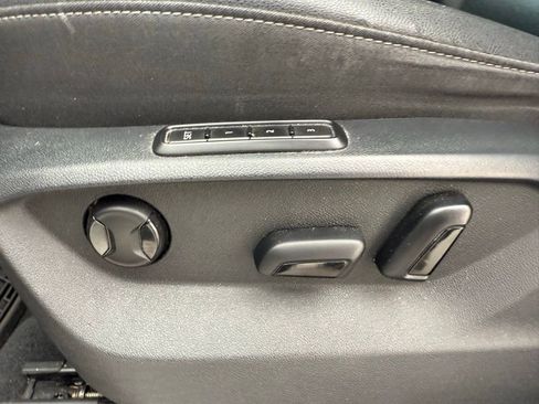 Used 2019 Volkswagen Atlas SEL image 14