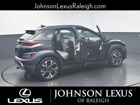 Used 2022 Hyundai Kona Limited w/ Winter Weather Package image 23