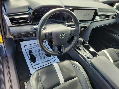 Used 2025 Toyota Camry SE w/ Multimedia Upgrade Package FWD image 15