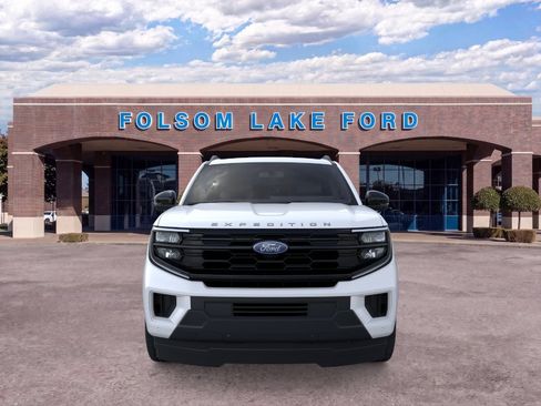 New 2026 Ford Expedition Active AWD/4WD image 6