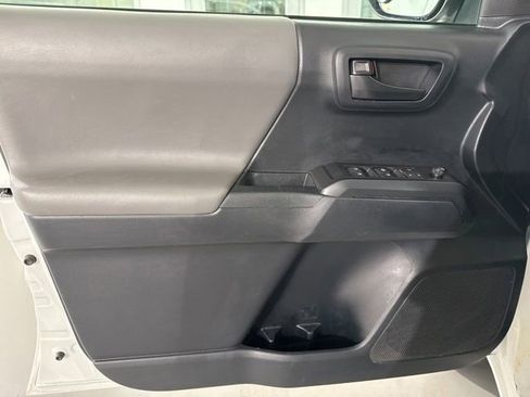 Used 2019 Toyota Tacoma SR w/ SR Convenience Package RWD image 16