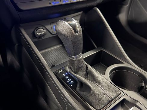 Certified 2021 Hyundai Tucson SE image 17