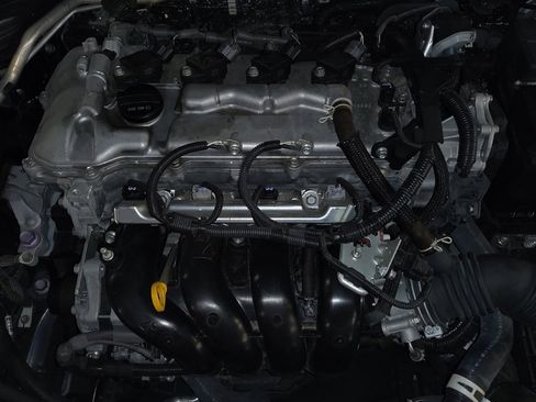 Used 2022 Toyota Corolla XLE w/ Advanced Lighting Package image 30