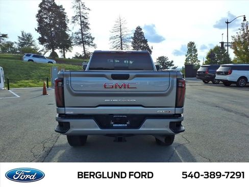 Used 2026 GMC Sierra 2500 AT4 w/ AT4 Premium Plus Package AWD/4WD image 6