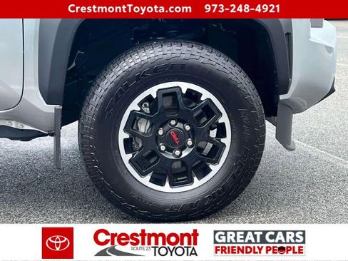 Used 2024 Toyota Tacoma TRD Off-Road image 6