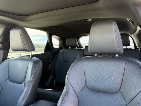 Certified 2025 Lexus RX 350 w/ Convenience Package image 18