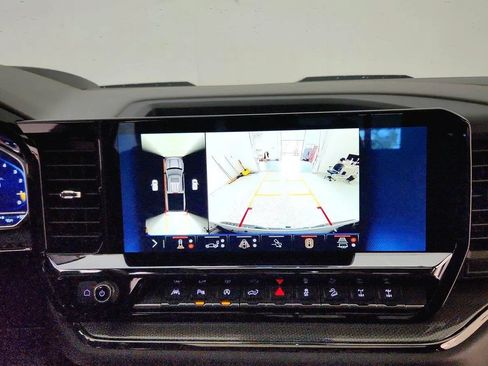 Used 2025 Chevrolet Silverado 1500 ZR2 w/ Technology Package AWD/4WD image 20