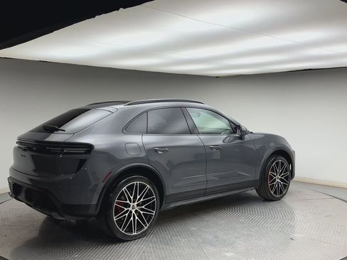Used 2025 Porsche Macan Turbo Electric AWD/4WD image 2