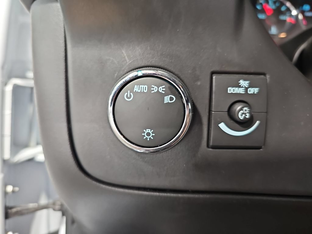 Used 2025 Chevrolet Express 2500 w/ Driver Convenience Package RWD image 22