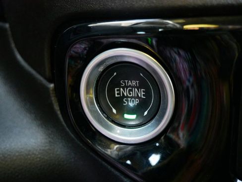 Used 2024 GMC Sierra 2500 SLE image 24