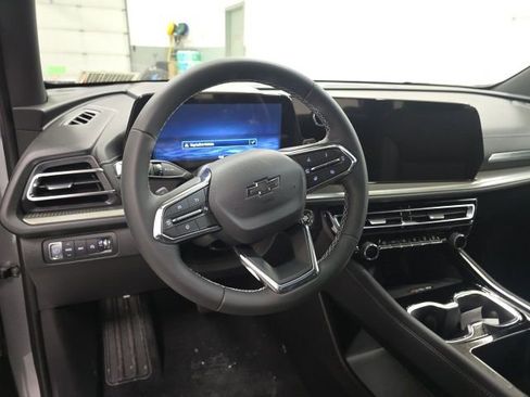 New 2026 Chevrolet Traverse LT w/ Midnight/Sport Edition image 10