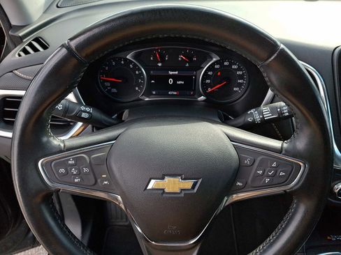 Used 2020 Chevrolet Equinox Premier image 18