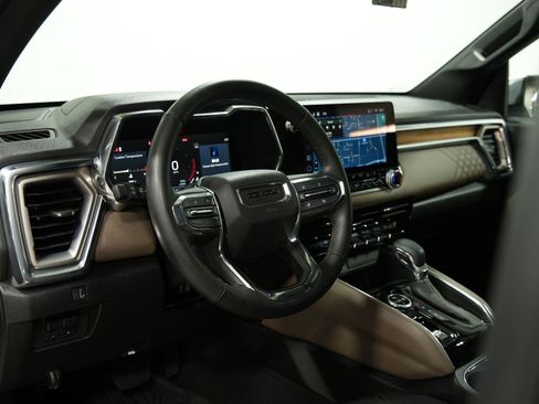 Used 2024 GMC Canyon Denali AWD/4WD image 46