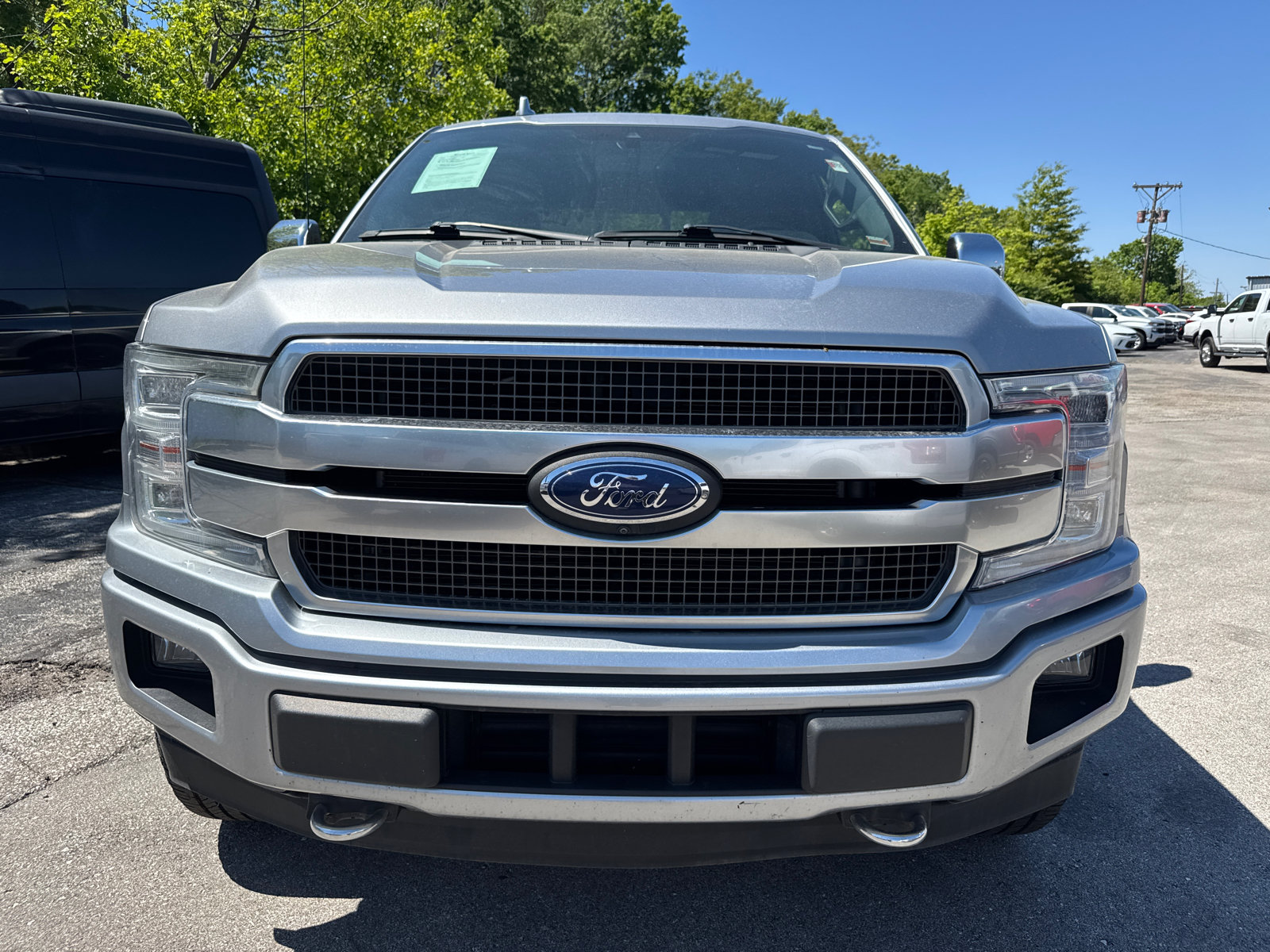 Used 2020 Ford F150 Platinum w/ Equipment Group 701A Luxury AWD/4WD image 2