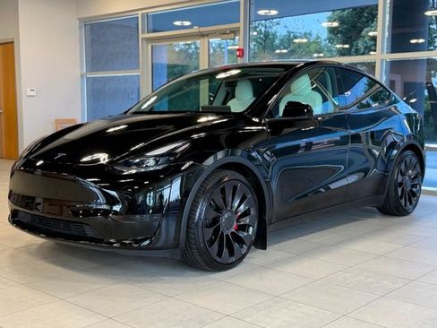 Used 2022 Tesla Model Y Performance AWD/4WD image 4