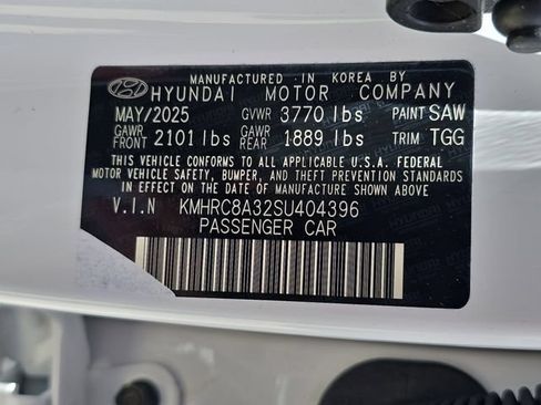 Used 2025 Hyundai Venue SEL FWD image 38