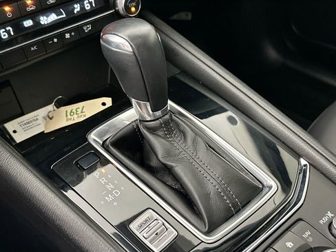 Used 2020 MAZDA CX-5 Touring image 17