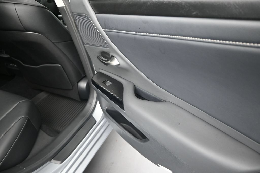 Used 2025 Lexus ES 350 w/ Premium Package FWD image 20